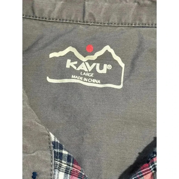 KAVU button down shirt, Size Large, 100% lightweight Cotton - Picture 5 of 10